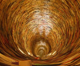 Book Tunnel: Fabulous book tunnel