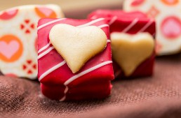 Valentine Petit Fours