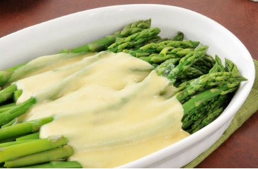 Asparagus With Hollandaise Sauce