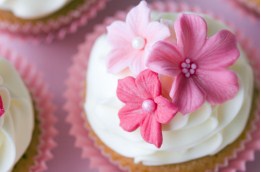 Pink Wedding Cupcake Jigsaw Puzzle