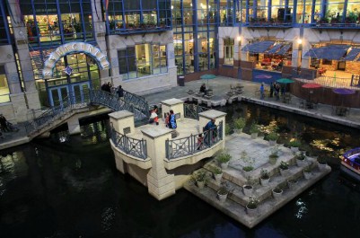 Riverwalk Jigsaw