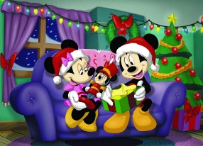 Minnie and Mickey Celebrate Christmas