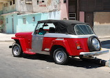 Desenhos de 1949 Willys Jeepster stalled in Havana Jigsaw Puzzle para colorir