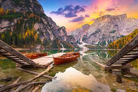 Lake Braies Jigsaw Puzzle