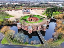 Desenhos de Fort Brockhurst England Jigsaw Puzzle para colorir