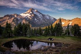 Desenhos de Mt. Jefferson, Oregon, USA Jigsaw Puzzle para colorir