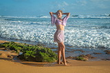 Desenhos de Sexy Woman Beach Sea Jigsaw Puzzle para colorir
