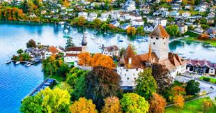 Desenhos de Spiez Castle Jigsaw Puzzle para colorir